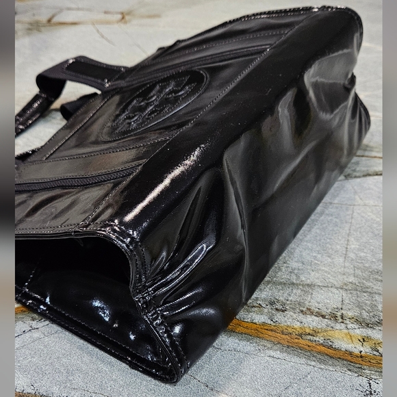 Tory Burch Ella Black Patent Leather Tote - Picture 10 of 15